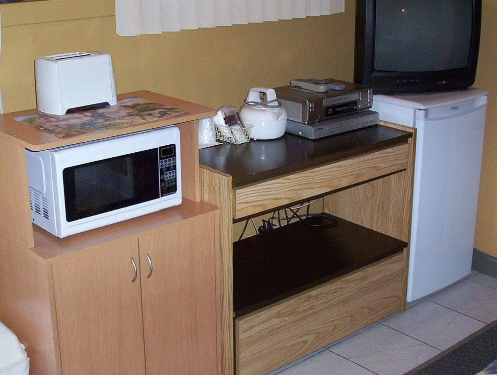 Motel Montgolfiere Jp Saint-Jean-sur-Richelieu Bagian luar foto
